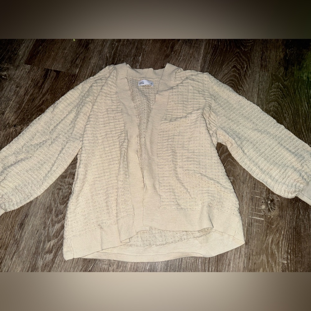 Croft & Barrow cream-colored cardigan